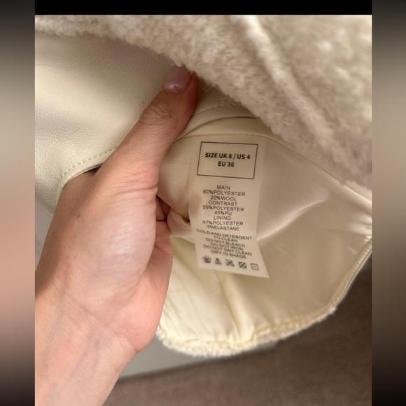 Corset Top🤍✨ - Picture 5 of 6